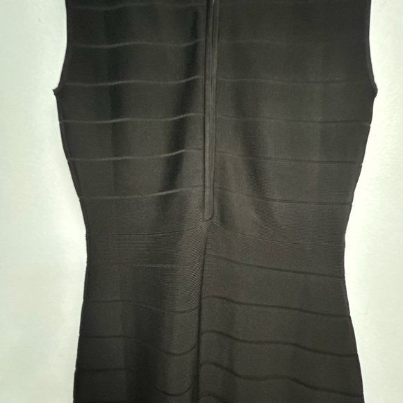 VENUS DRESS - Picture 7 of 14